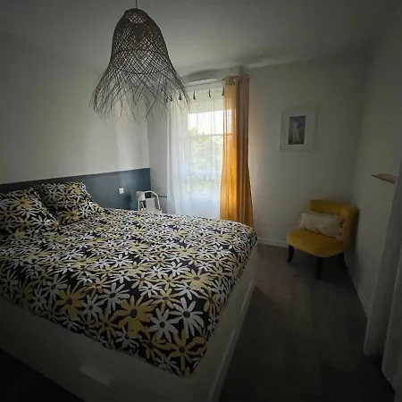 לינה וארוחת בוקר Cosy Ben & Nad Proches Du Puy Dufou 3*